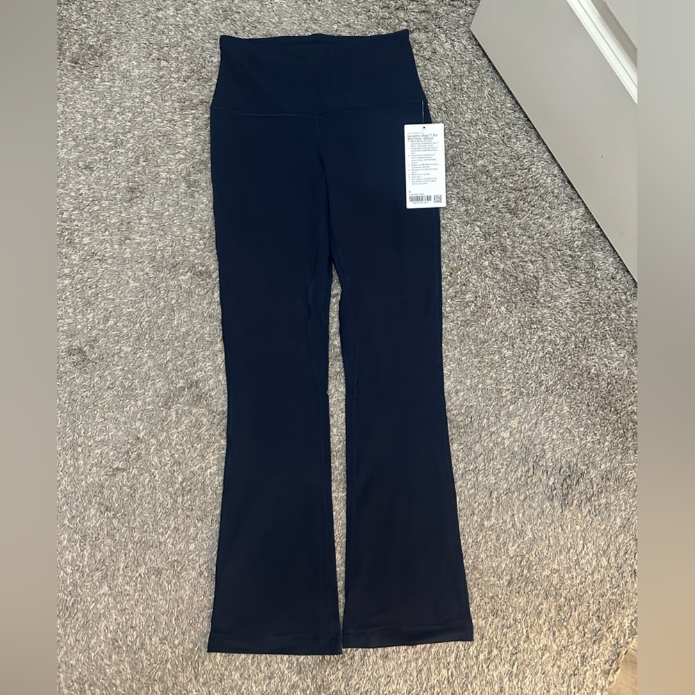 lululemon athletica Navy Leggings Short